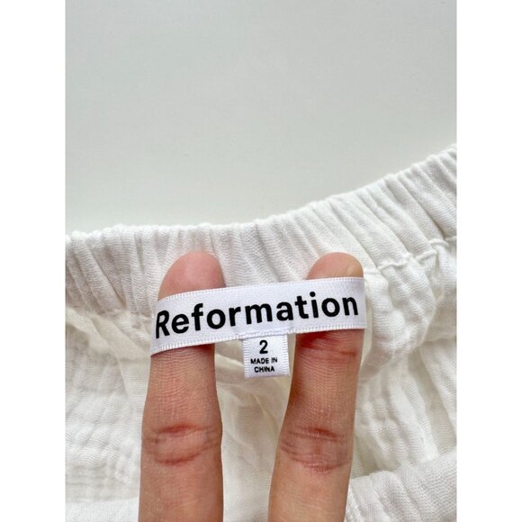 REFORMATION White 100% Cotton Gauze Relaxed Pull On Shorts, Size 2 - Picture 8 of 10